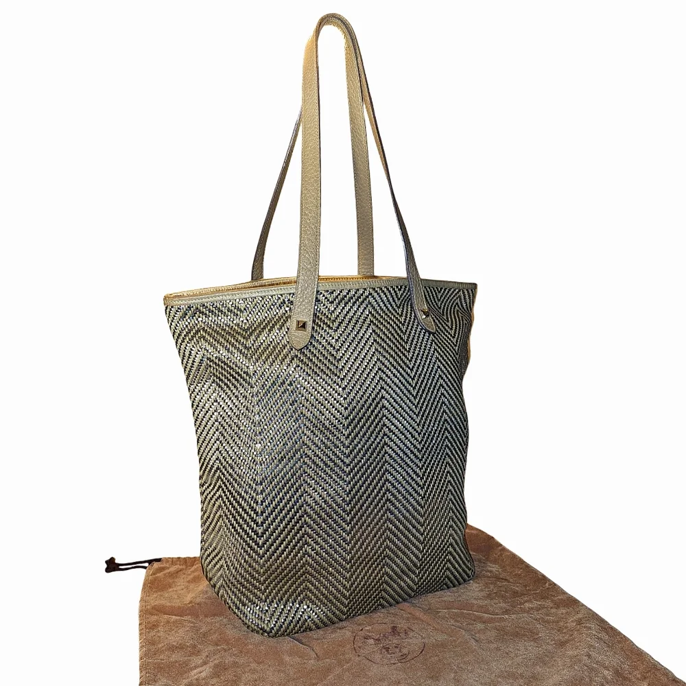 HERMÈS MAXIBOX CABAS CHENNAI BAG - Picture 16 of 16